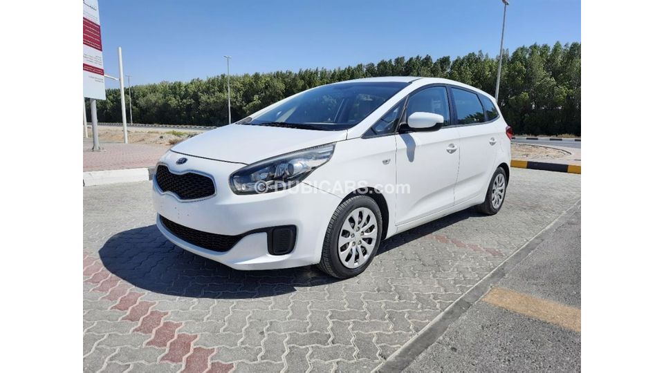 Kia carens 2015