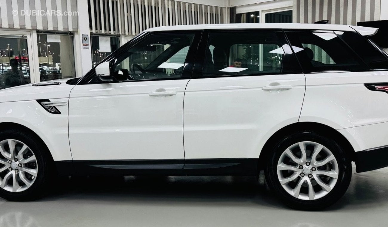 Land Rover Range Rover Sport HSE Original paint .. GCC .. FSH .. V6 .. Perfect Condition