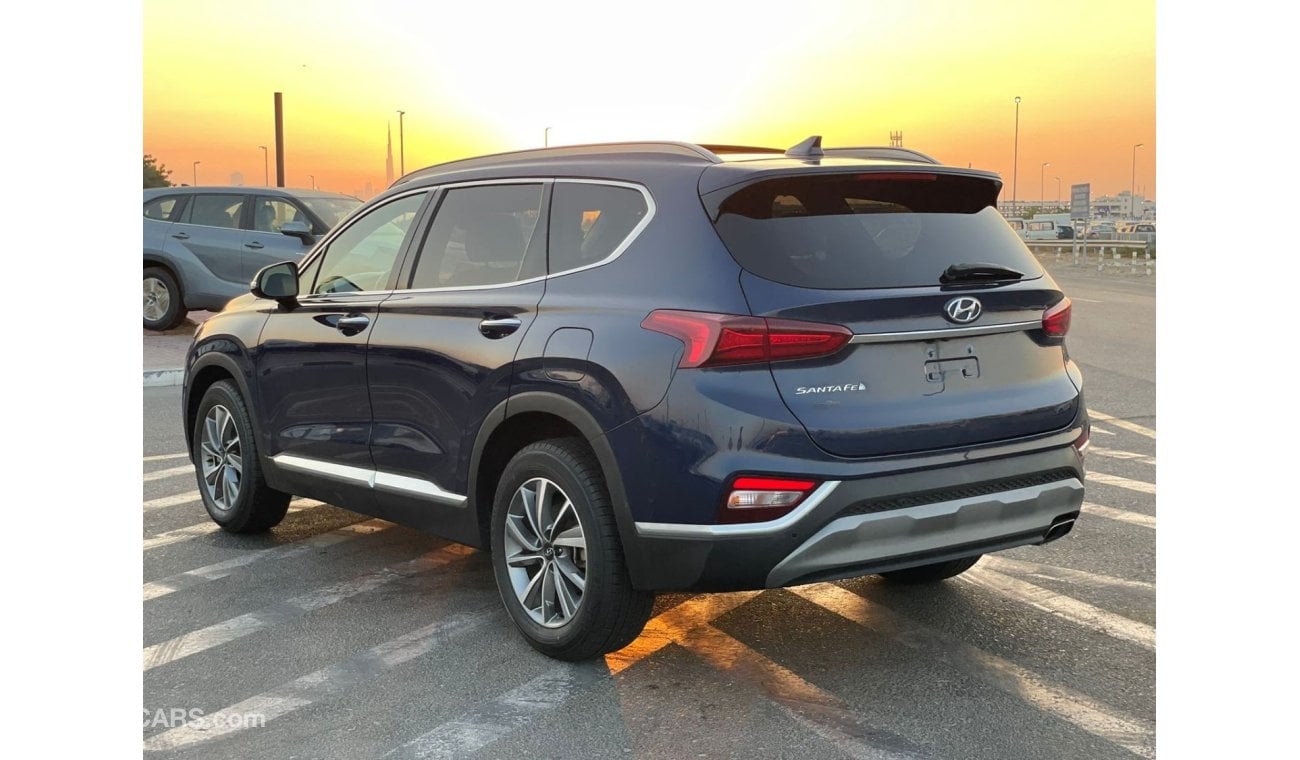 هيونداي سانتا في 2019 Hyundai Santa Fe Limited 2.4L V4