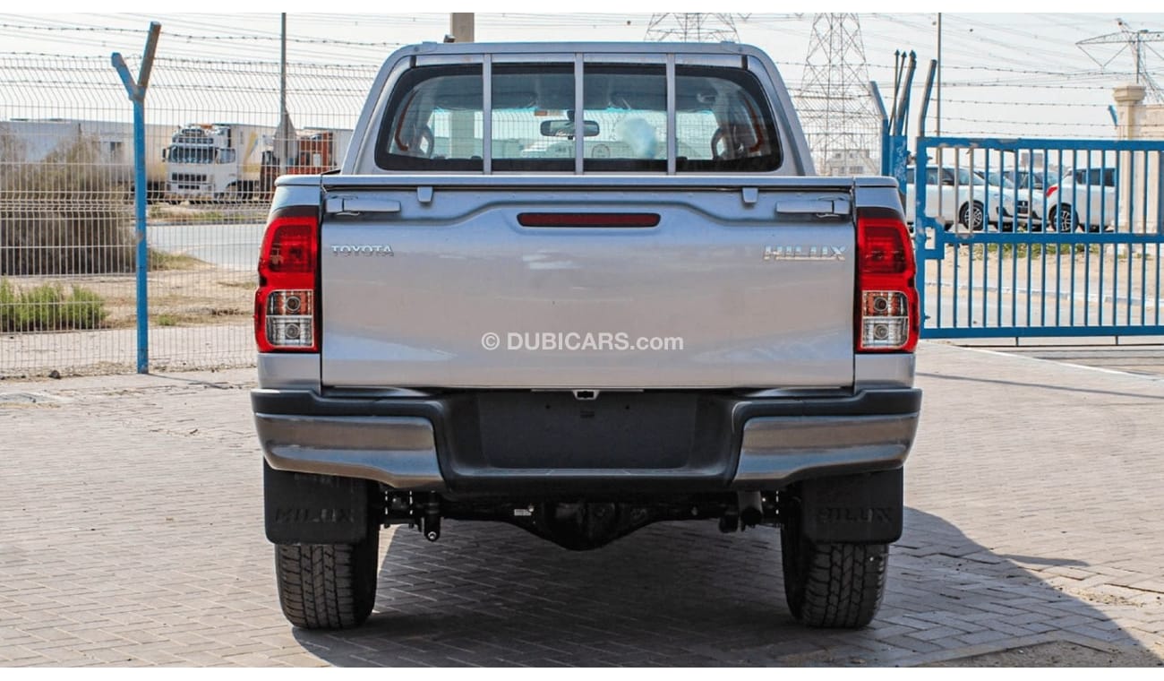 تويوتا هيلوكس HILUX 2.4L MT DIESEL