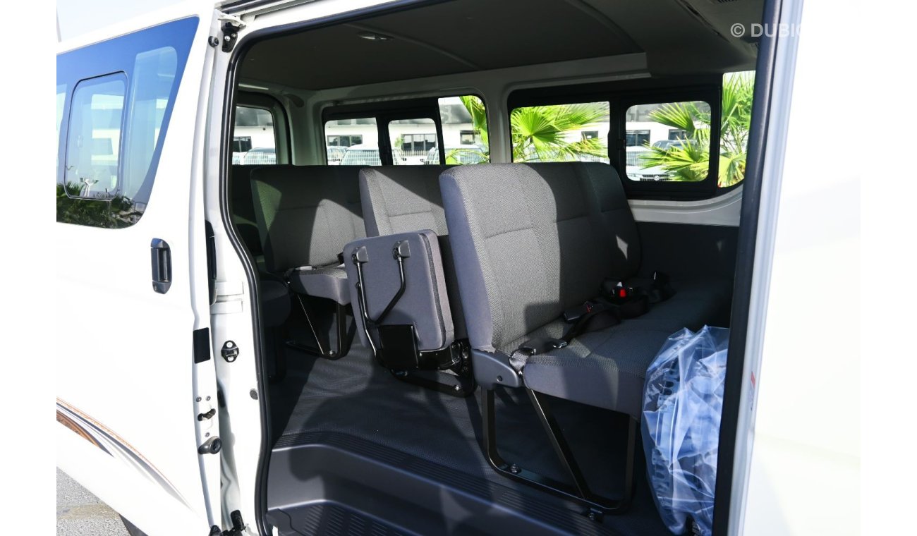 Toyota Hiace Toyota Hiace 2024 15 seats 2.5 L Diesel