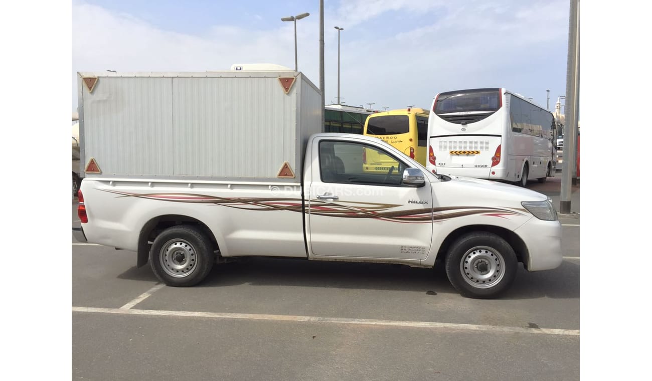 toyota hilux freezer