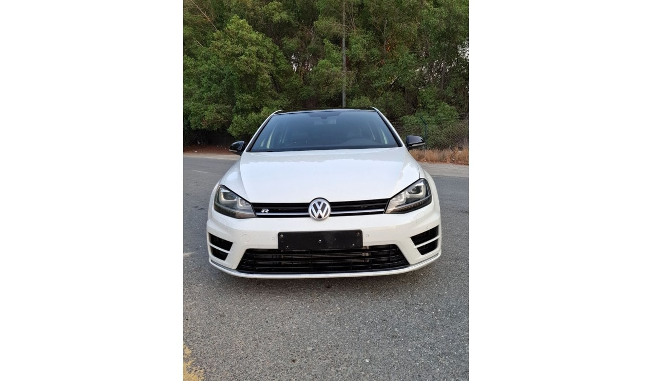 Volkswagen Golf R Sport Golf R Gulf full specifications, large screen, no accidents, no malfunctions