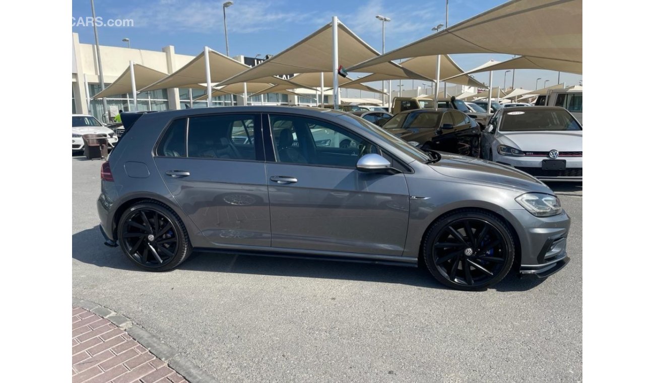 Volkswagen Golf Volkswagen Golf R_Gcc_2018_Excellent_Condition _Full option