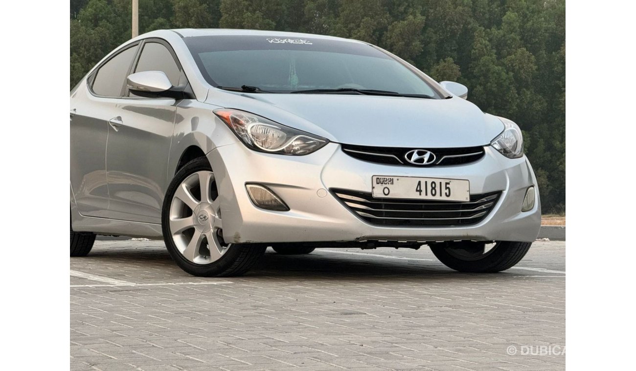 Hyundai Elantra GLS High In excellent condition inside and out