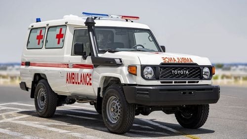 تويوتا لاند كروزر هارد توب Toyota land cruiser Hardtop LC 78 4.2L ambulance MY2024