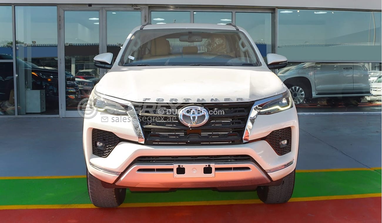 تويوتا فورتونر TOYOTA FORTUNER SR5 2.8L DIESEL 4WD 2024