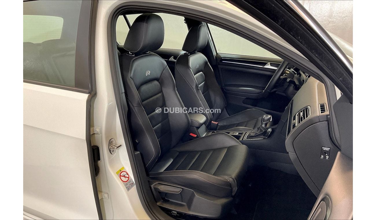 Volkswagen Golf R - Leather w/sunroof