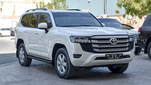 Toyota Land Cruiser GXR1 3.5 L V6