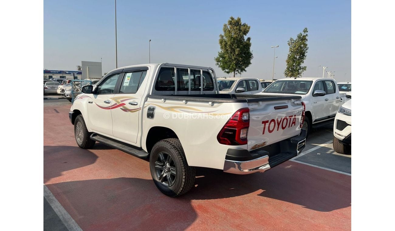 تويوتا هيلوكس TOYOTA HILUX 2.7 AT FULL OPTION WITH PUSH START WHITE YEMEN SPEC 2025