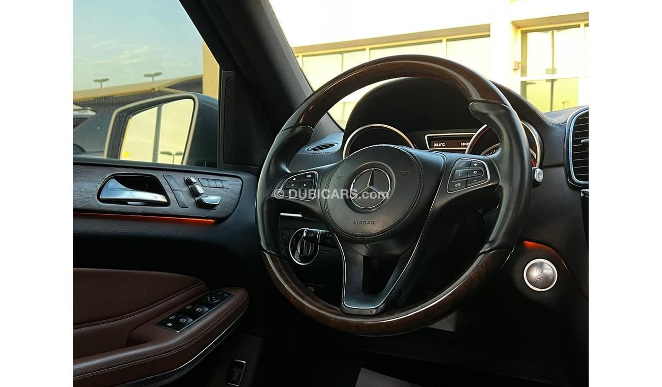 Mercedes-Benz GLS 500 Mercedes benz GLS500 Model 2016 Gcc specs