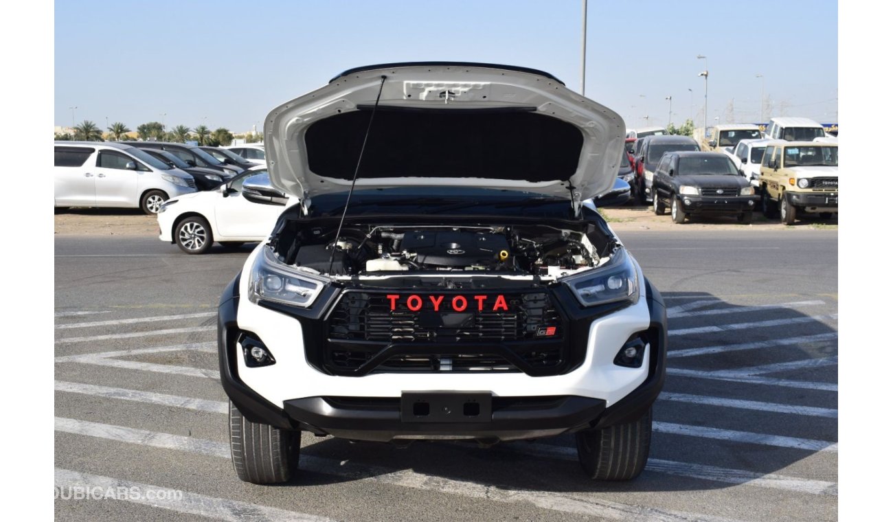 Toyota Hilux SR Toyota Hilux 2018 White Diesel Full Option