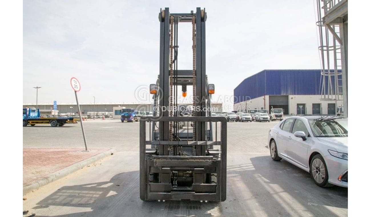 Toyota Fork lift DIESEL 5 TON W/SIDE SHIFT 3 STAGE 3 LEVER 3.7M LIFT HEIGHT MY23