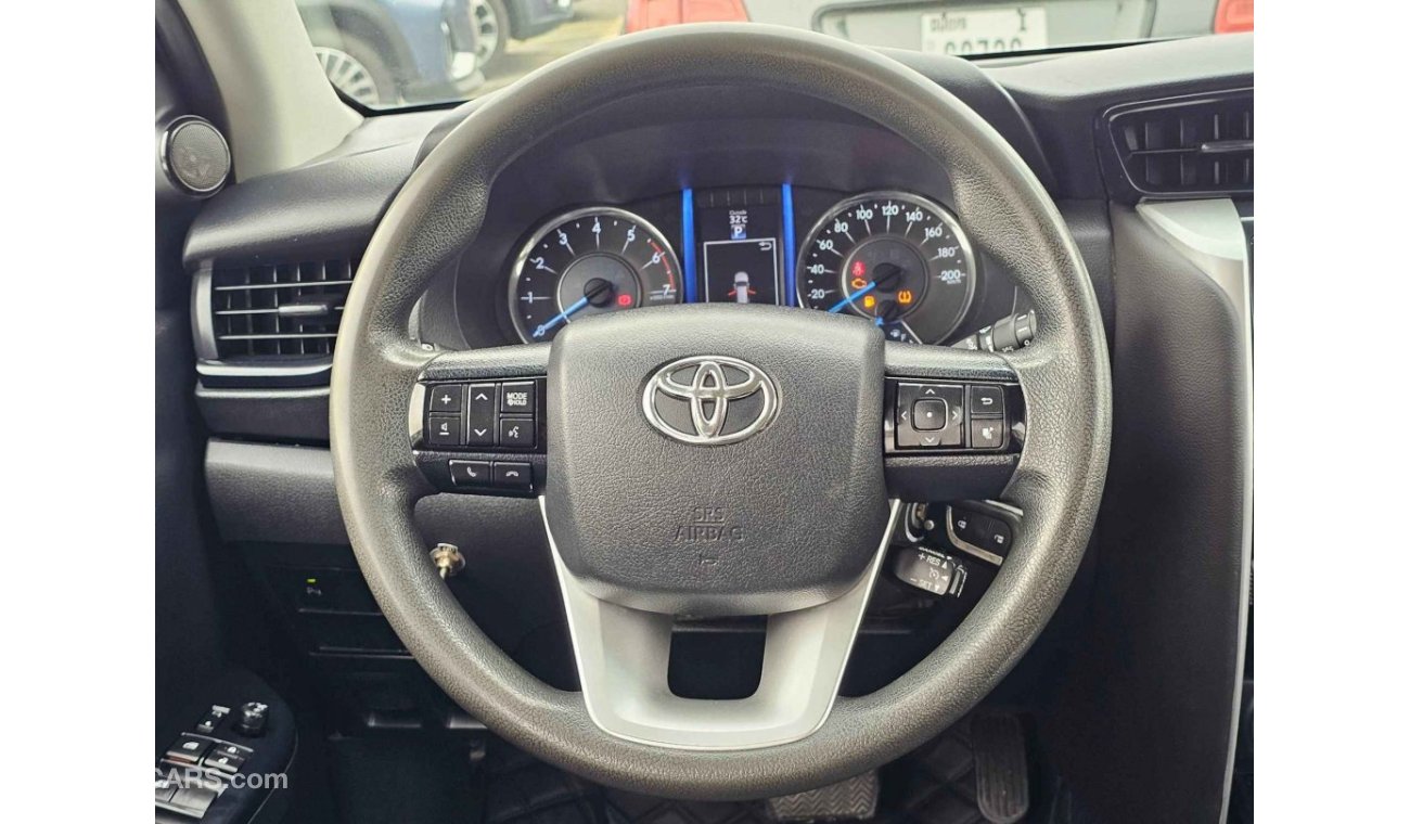 Toyota Fortuner EXR/ V4/ 4WD/ DVD REAR CAMERA/ LEATHER SEATS/ ORG MILEAGE/1189 MONTHLY/LOT#99205