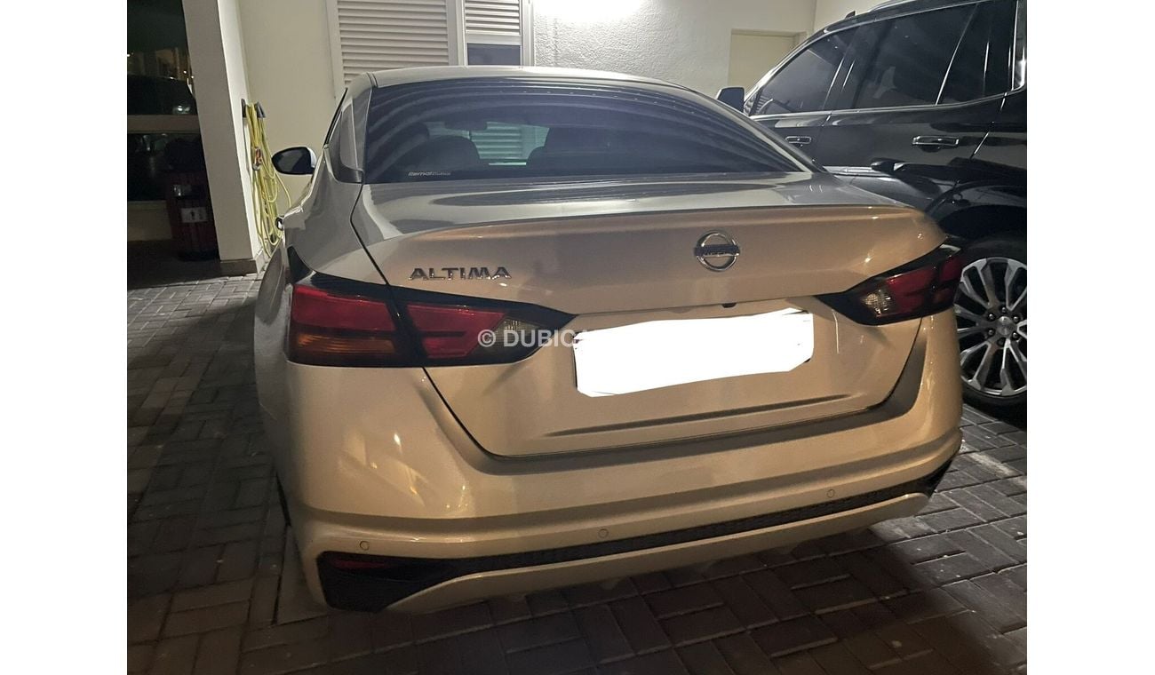 Nissan Altima SV 2.5L