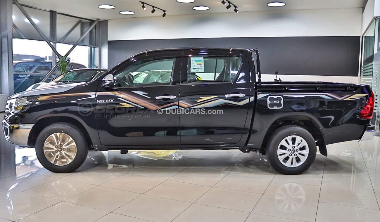 تويوتا هيلوكس TOYOTA HILUX 2.7L PETROL 4X2 A/T 2024