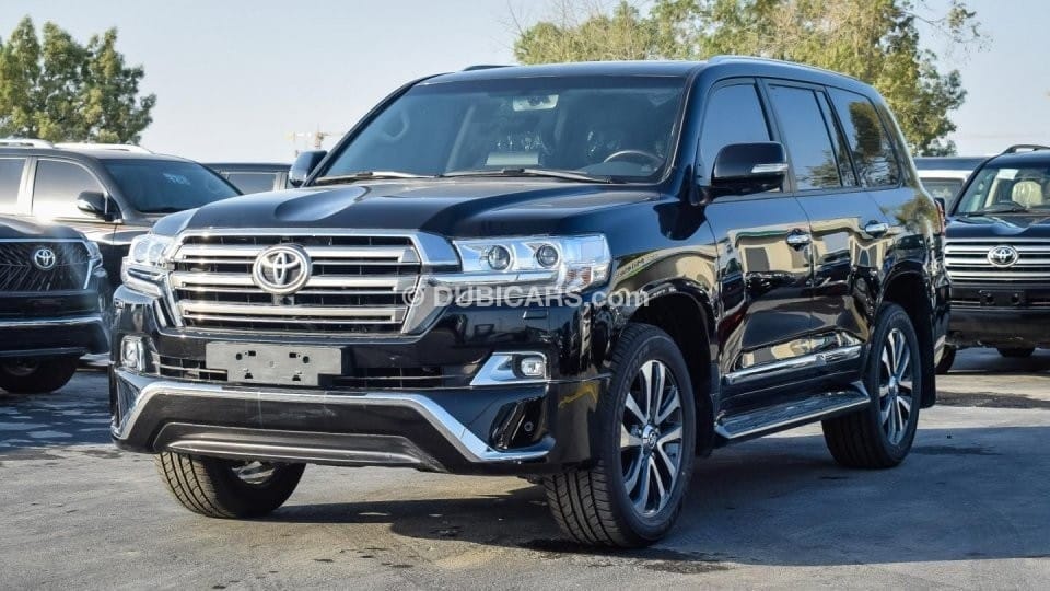 Toyota Land Cruiser VXR V8 4.5L Diesel FULL OPTION for sale. Black, 2018