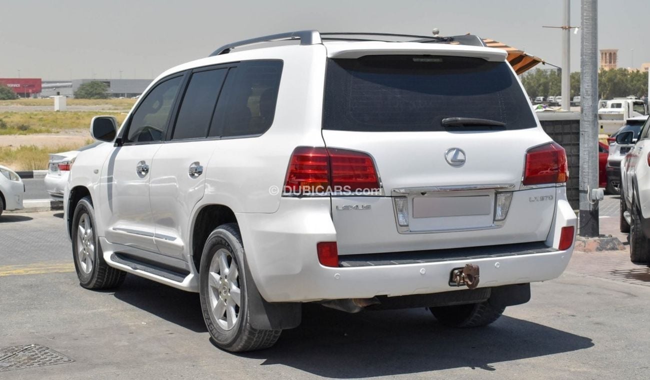 Lexus LX570