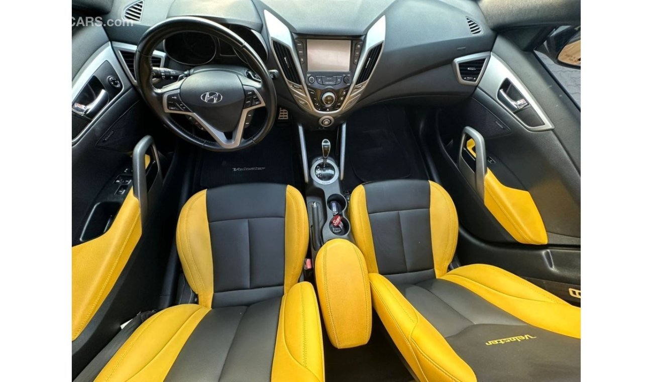 Hyundai Veloster