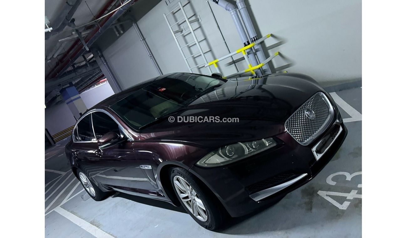 Jaguar XF