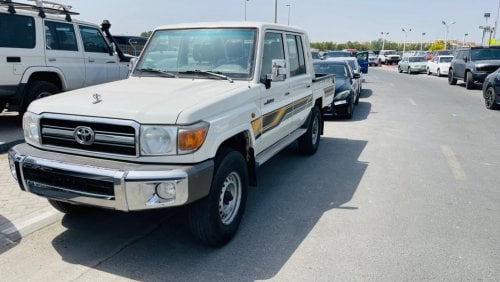 تويوتا لاند كروزر بيك آب Toyota landcuriser pickup 2018 V6 Petrol left hand drive