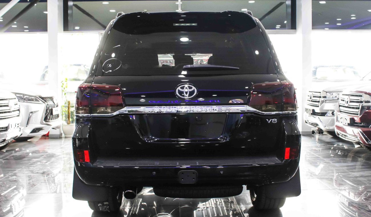 Toyota Land Cruiser Black Edition