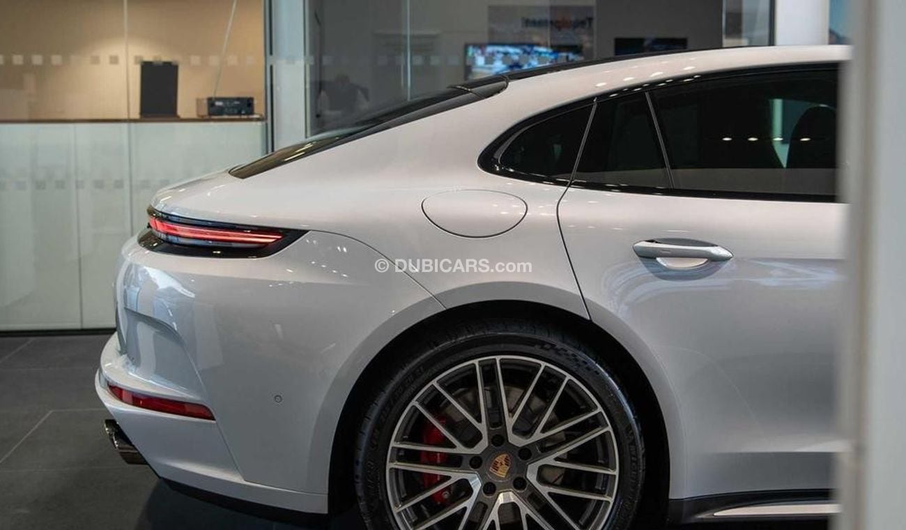 Porsche Panamera 4S E-Hybrid 2.9L RIGHT HAND DRIVE