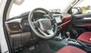 Toyota Hilux SR5. 2.7L 4WD. A/T