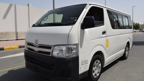 Toyota Hiace GL - Standard Roof Toyota Hiace std roof Bus 13 seater, Model:2013. Excellent condition