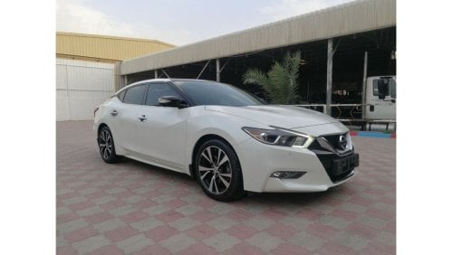 Nissan Maxima