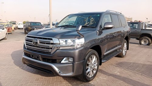 تويوتا لاند كروزر TOYOTA LAND CRUISER RIGHT HAND DRIVE (PM1568)