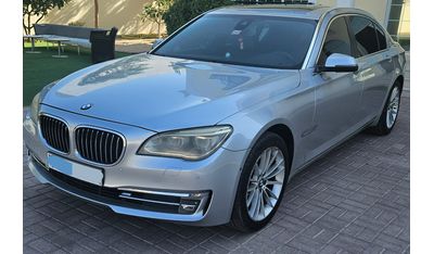 بي أم دبليو 730Li Middle East Edition 4.0L