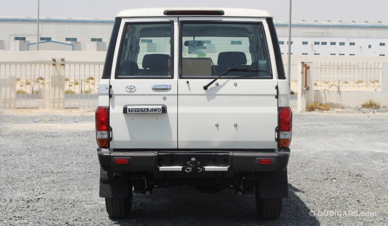 تويوتا لاند كروزر هارد توب Toyota Land Cruiser Hard Top 70 4.2L STD 10 SEATER WITH ABS & AIRBAG Manual Transmission  2023MY