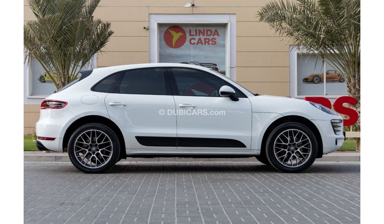 بورش ماكان Std 2.0L (252 HP) Porsche Macan 2017 GCC under Warranty with Flexible Down-Payment.