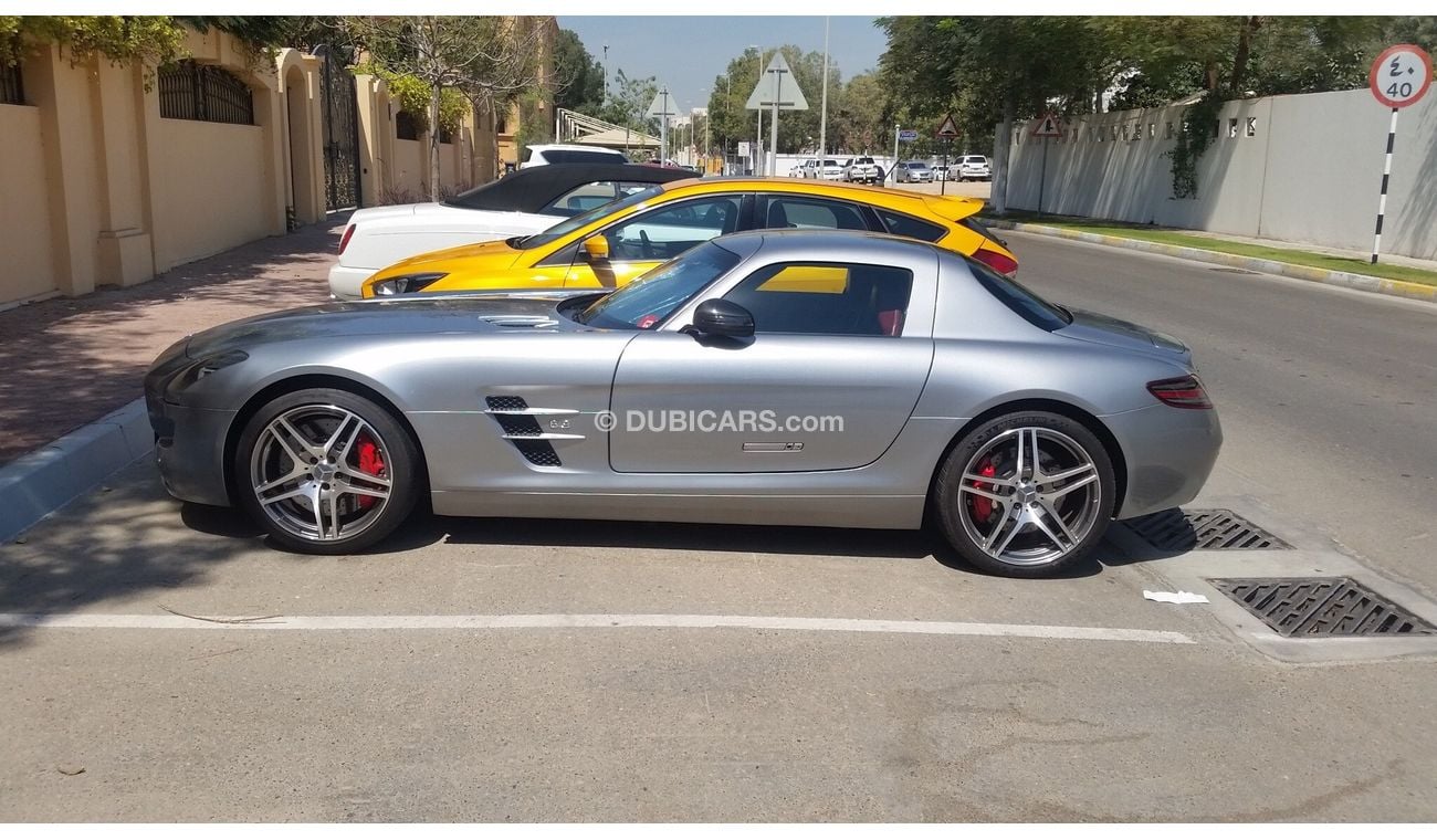 Mercedes-Benz SLS AMG