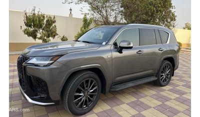 Lexus LX600 F- Sport