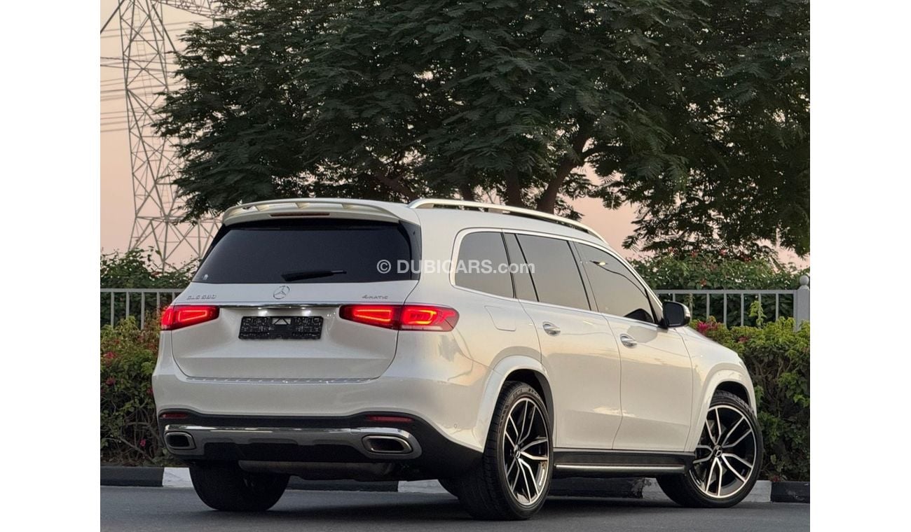 Mercedes-Benz GLS 580 Premium 4.0L (489 HP)