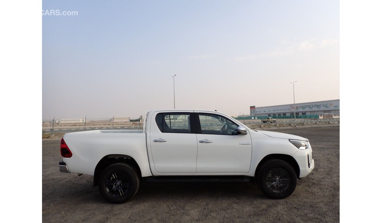 Toyota Hilux 2.4 diesel engine // full option automatic // 4x4 // model 2024