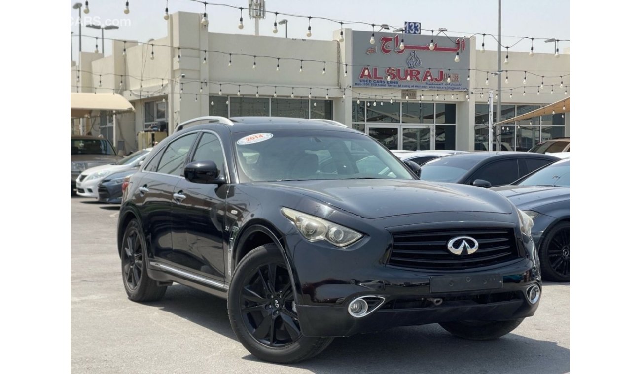 إنفينيتي QX70 اكسيلنس موديل 2014 ، خليجي ، فل اوبشن ، فتحة سقف ، 6 سلندر ، كمرا عدد 5 ، ناقل حركة اوتوماتيك ، عداد