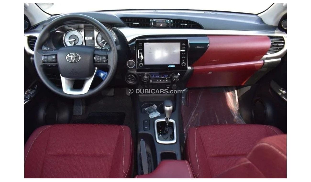 تويوتا هيلوكس Toyota Hilux 2.7L petrol Full Option MY 2024