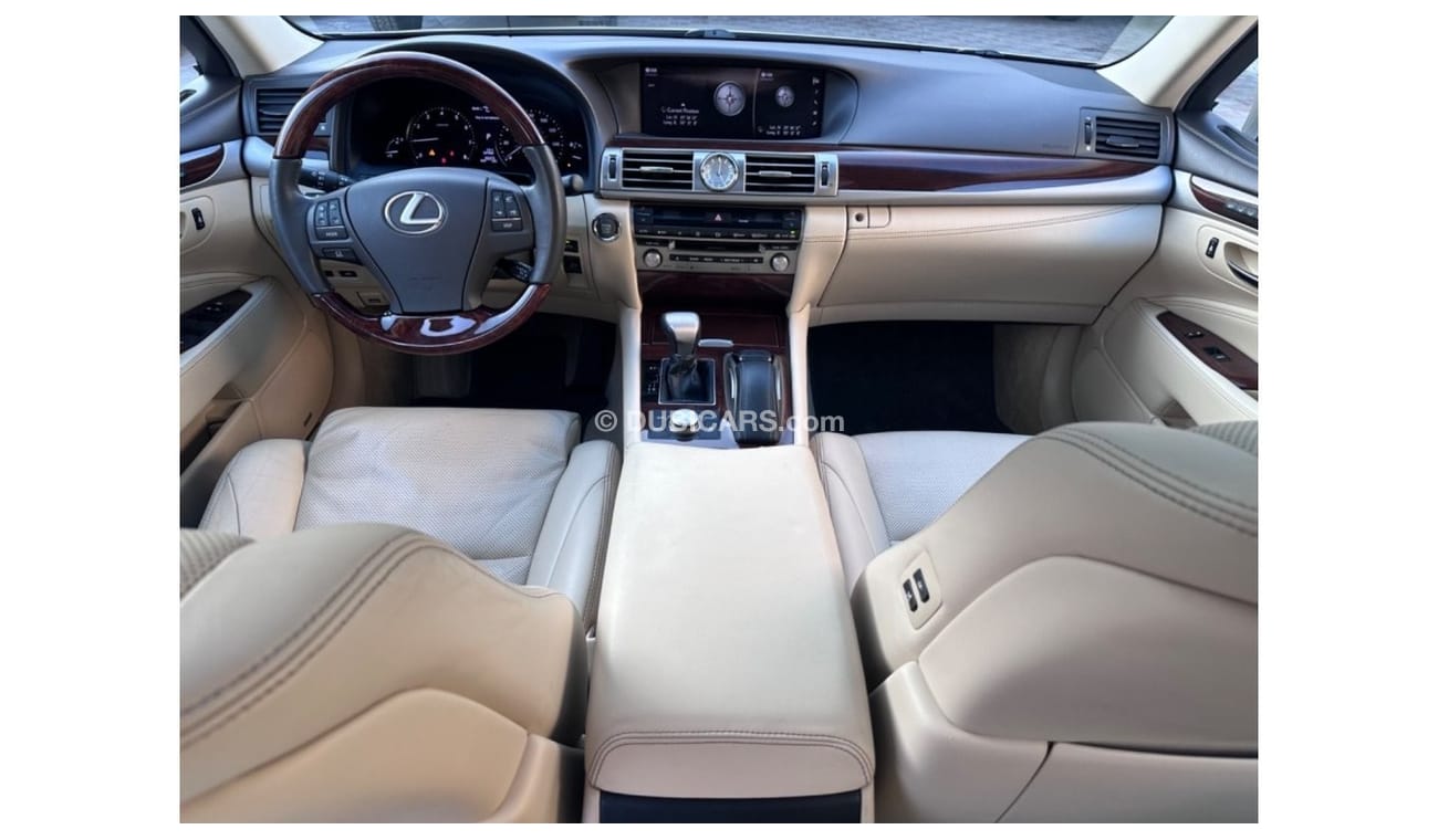 Lexus LS460