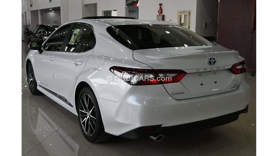 New Toyota Camry GLE HEV 2022 for sale in Abu Dhabi - 548852