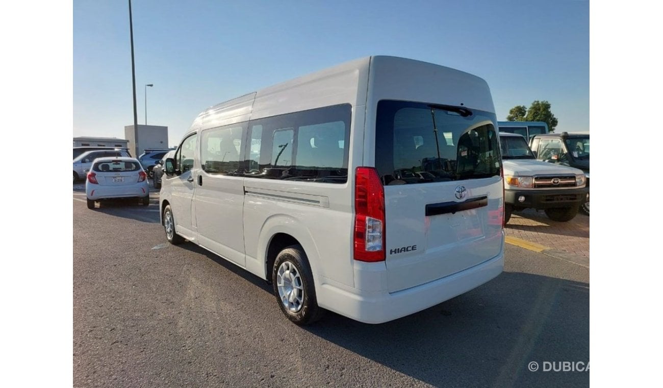 Toyota Hiace Commuter