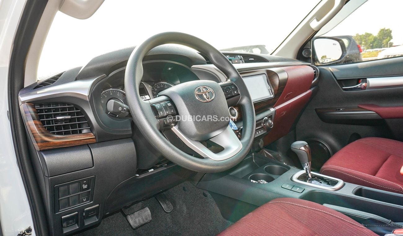 Toyota Hilux SR5 2.7L 4WD A/T