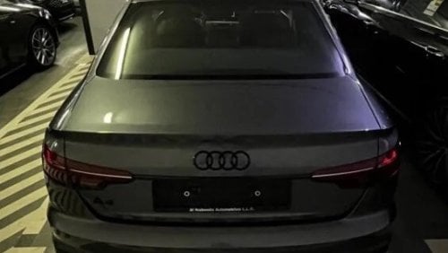 Audi A4 S LINE