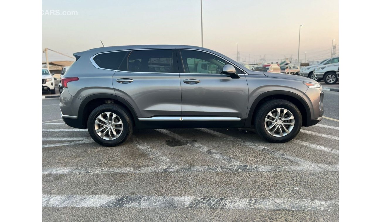 هيونداي سانتا في 2019 HYUNDAI SANTAFE SE -2.4L - V4 -  REAR CAMERA -  PW - LEATHER SEATS - 53000 mileage- VERY CLEAN