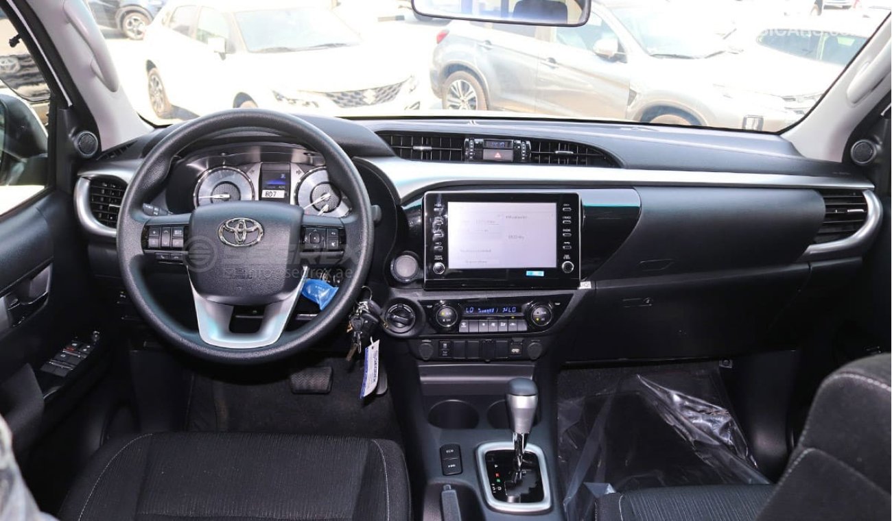 تويوتا هيلوكس TOYOTA HILUX DIESEL 2.4L SR5 A/T 4WD 2024