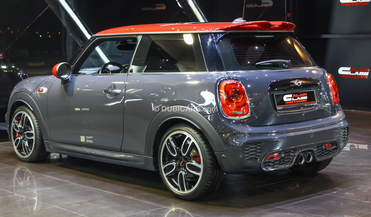 Mini John Cooper Works 2.0L Twin Turbo