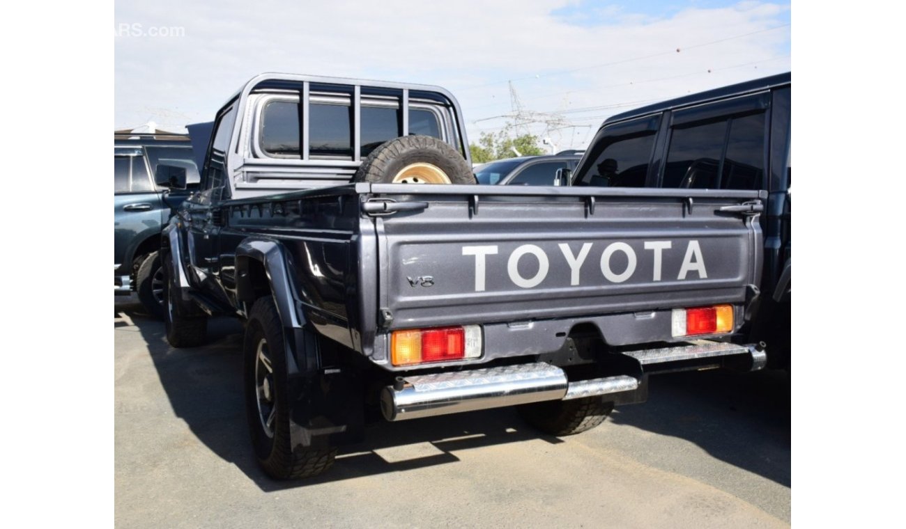 Toyota Land Cruiser Pick Up Toyota landcuriser Pickup GX V8  4.5L Diesel