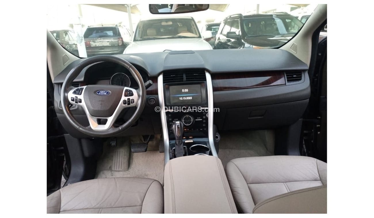 Ford Edge 2011 Gulf model, panoramic cruise control, alloy wheels, sensors, rear spoiler, in excellent conditi